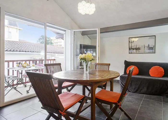 Apartment Du Temple - Welkeys Biarritz
